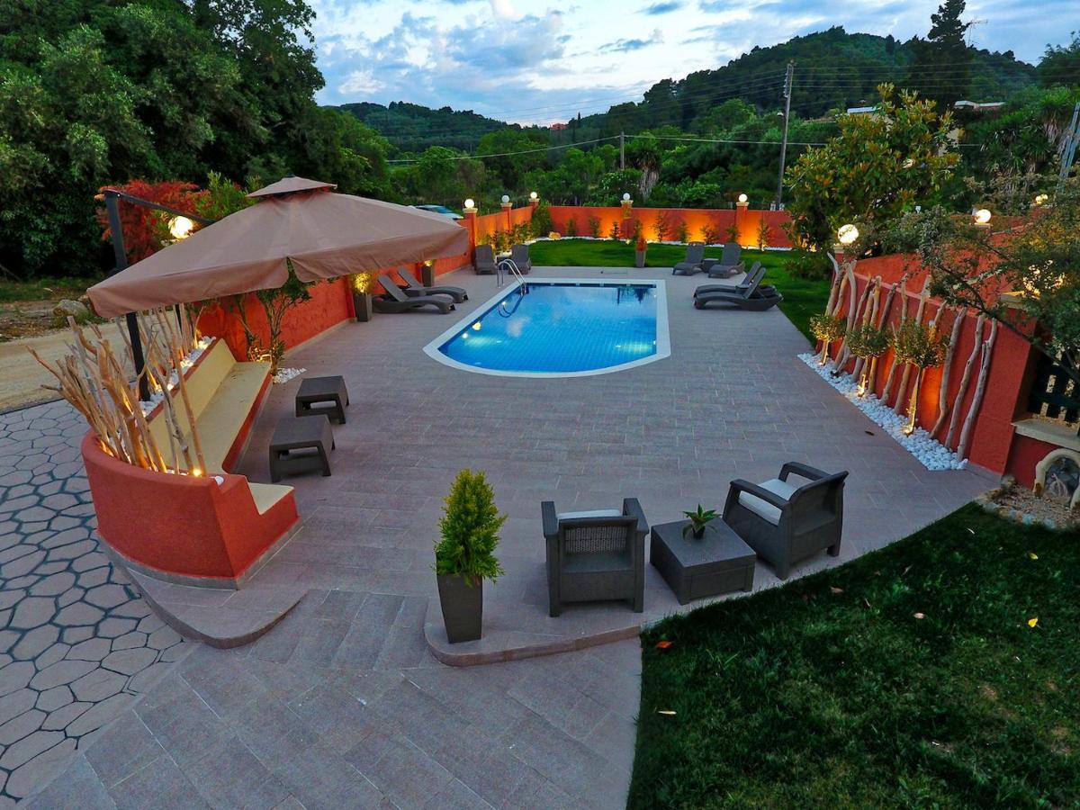 Villa Alex Sinarádes Exterior photo