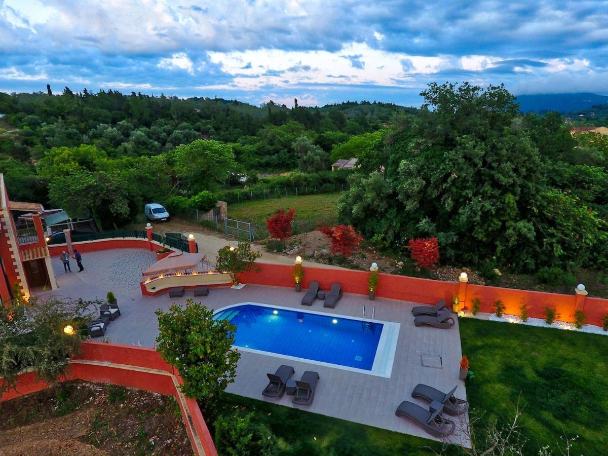 Villa Alex Sinarádes Exterior photo