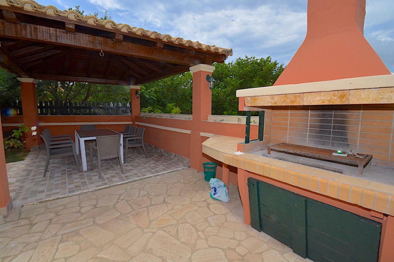 Villa Alex Sinarádes Exterior photo