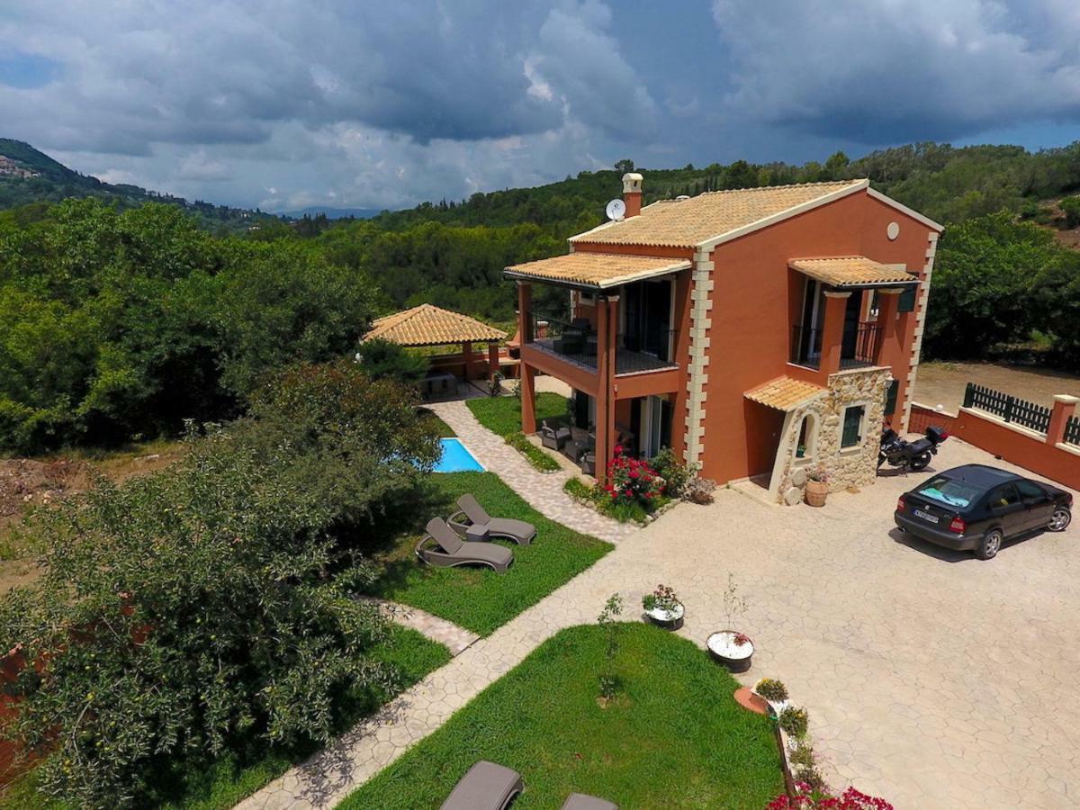 Villa Alex Sinarádes Exterior photo